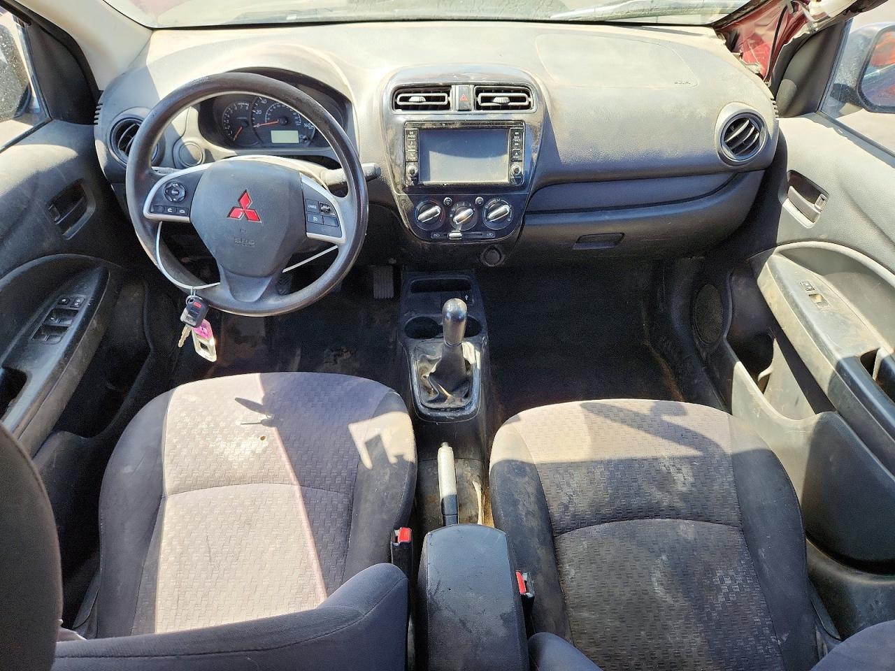 Mitsubishi Mirage Es