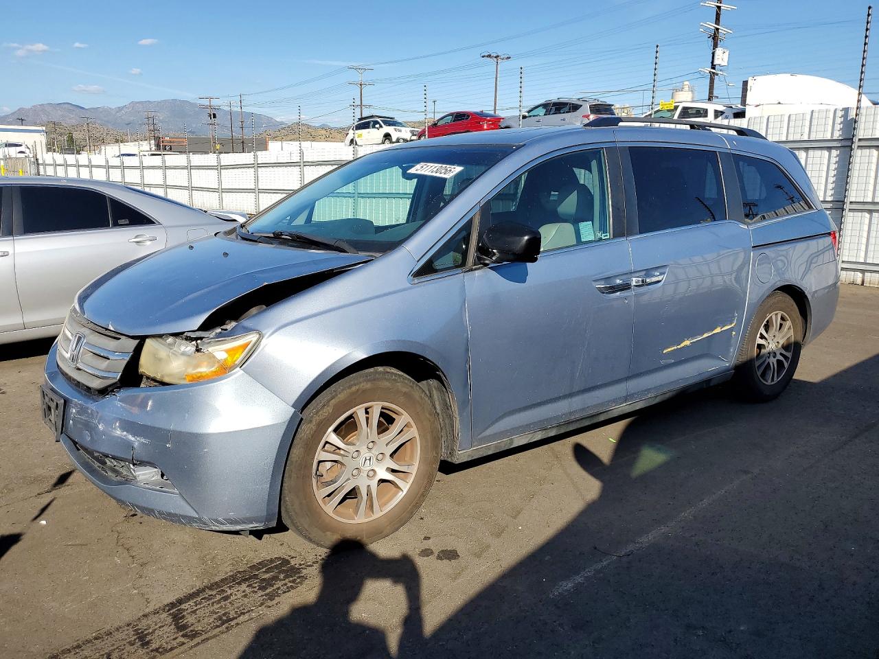 Salvage Honda Odyssey Image