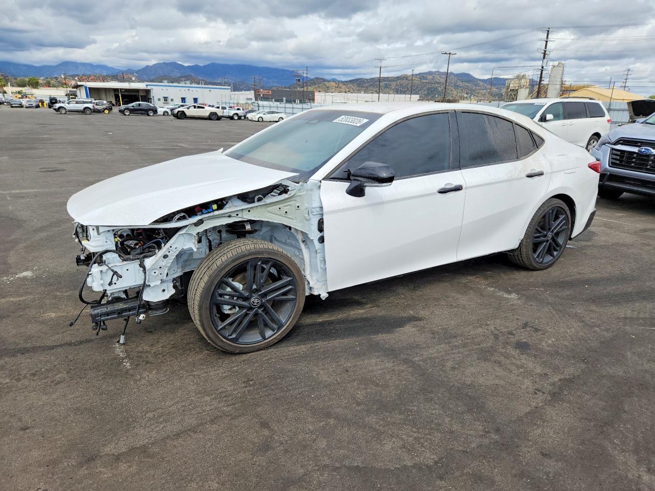 Salvage Toyota Camry Image