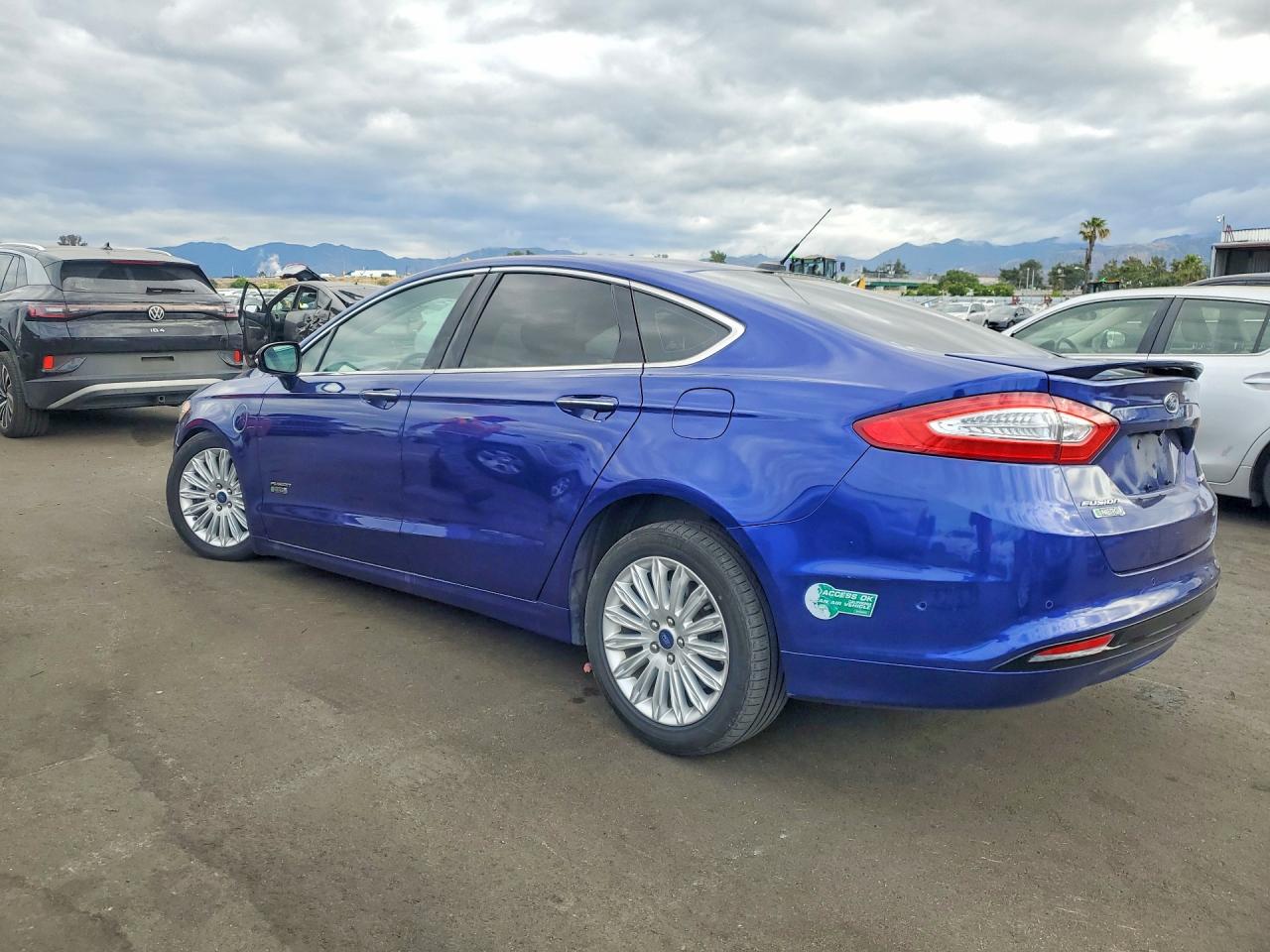 Ford Fusion Titanium Phev