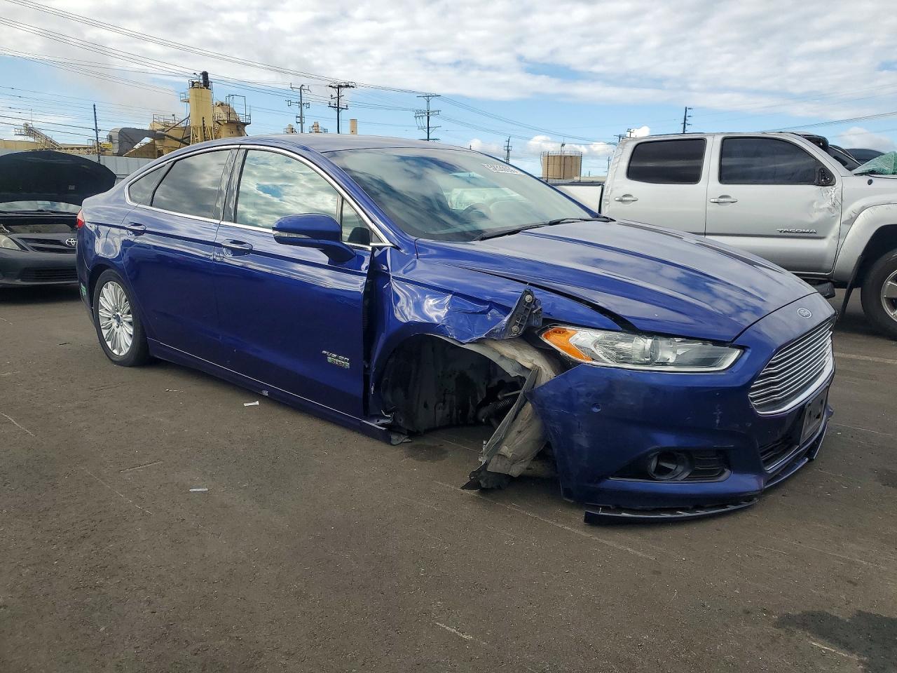 Ford Fusion Titanium Phev