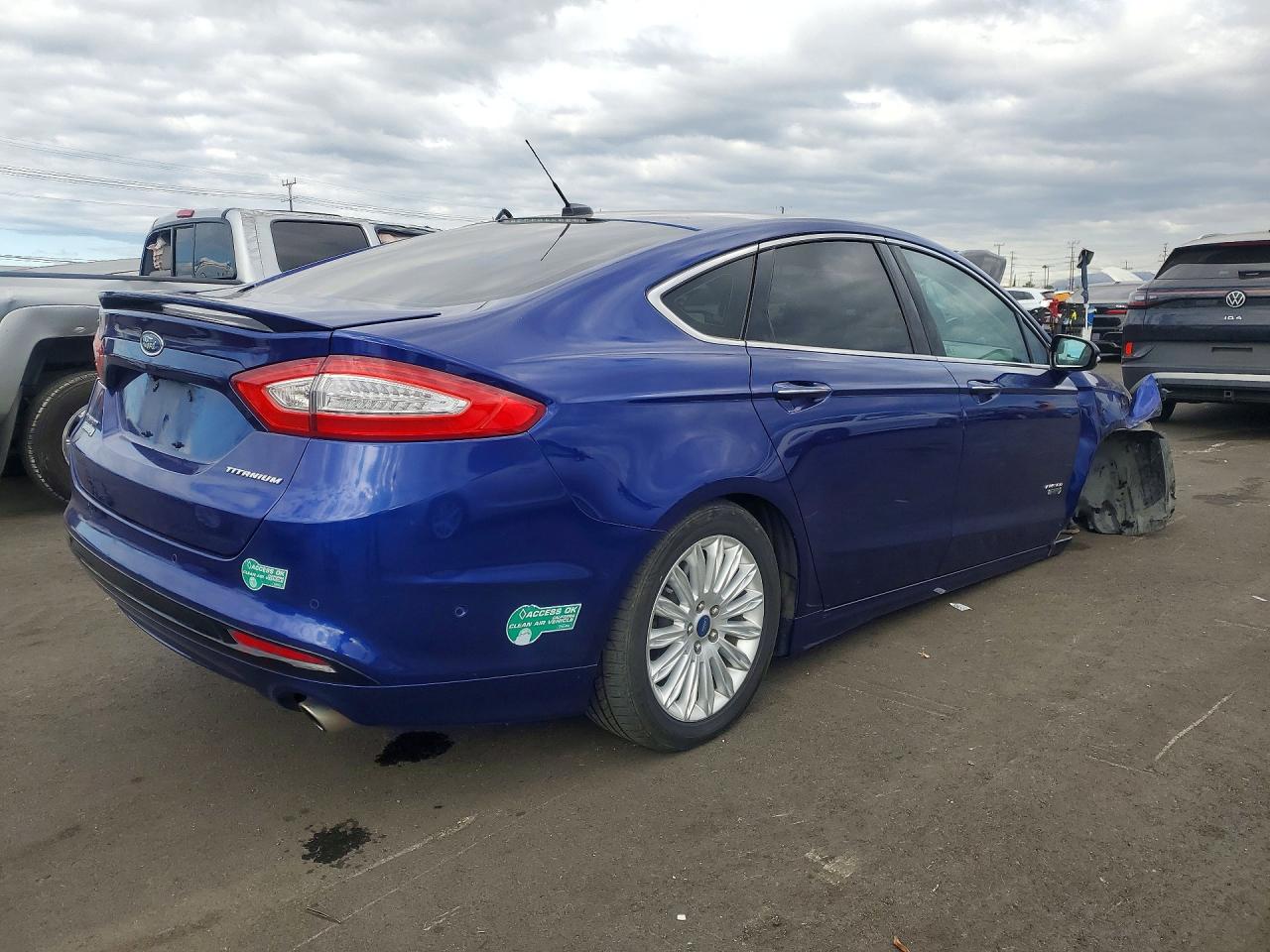 Ford Fusion Titanium Phev