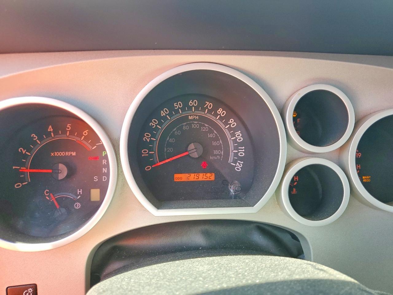 Toyota Tundra Double Cab Sr5