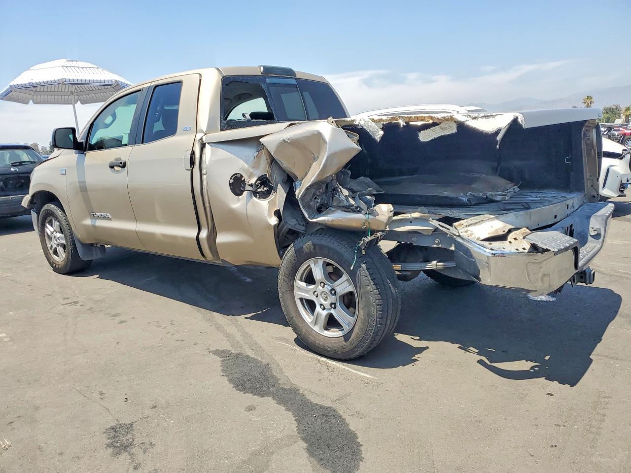 Toyota Tundra Double Cab Sr5