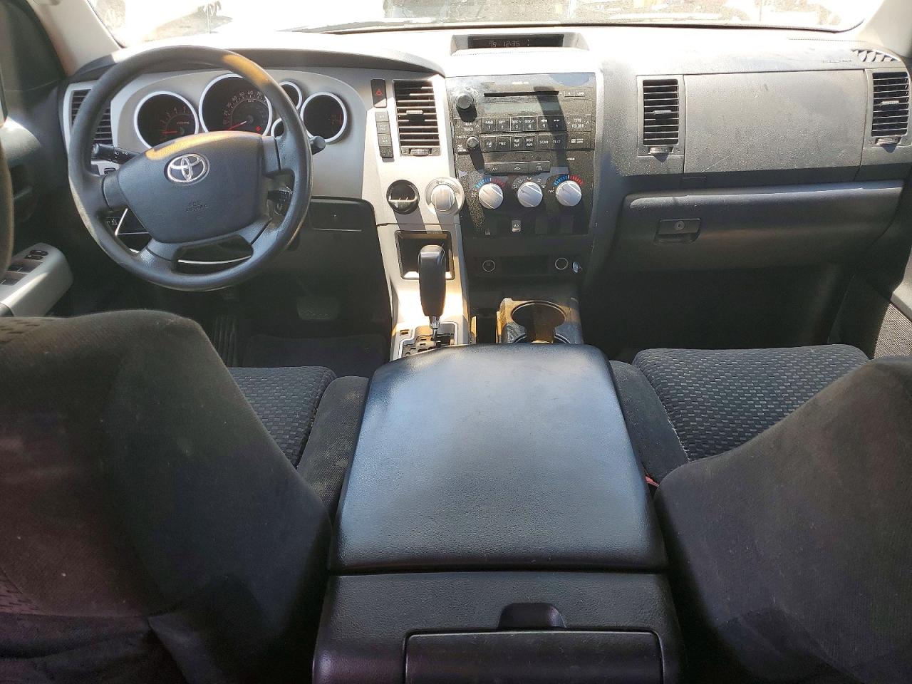 Toyota Tundra Double Cab Sr5
