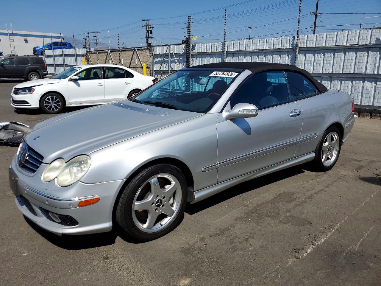 Salvage Mercedes-Benz Clk-class Image