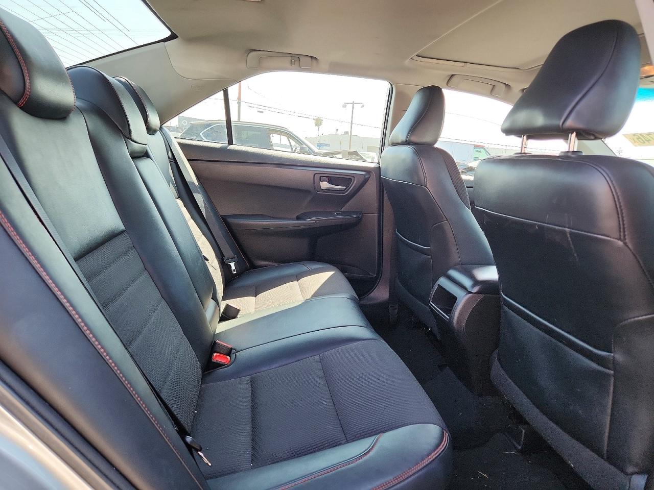 Toyota Camry Se