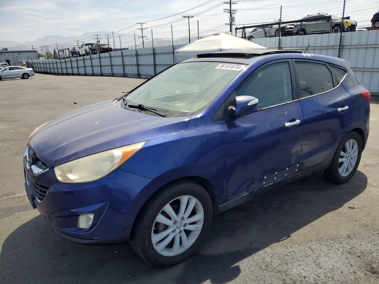 Salvage Hyundai TUCSON Image