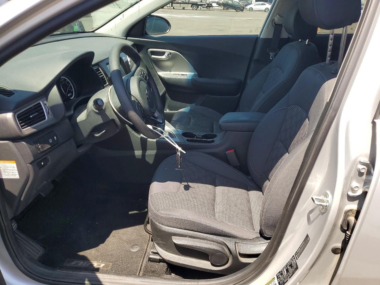 Kia Niro Lx