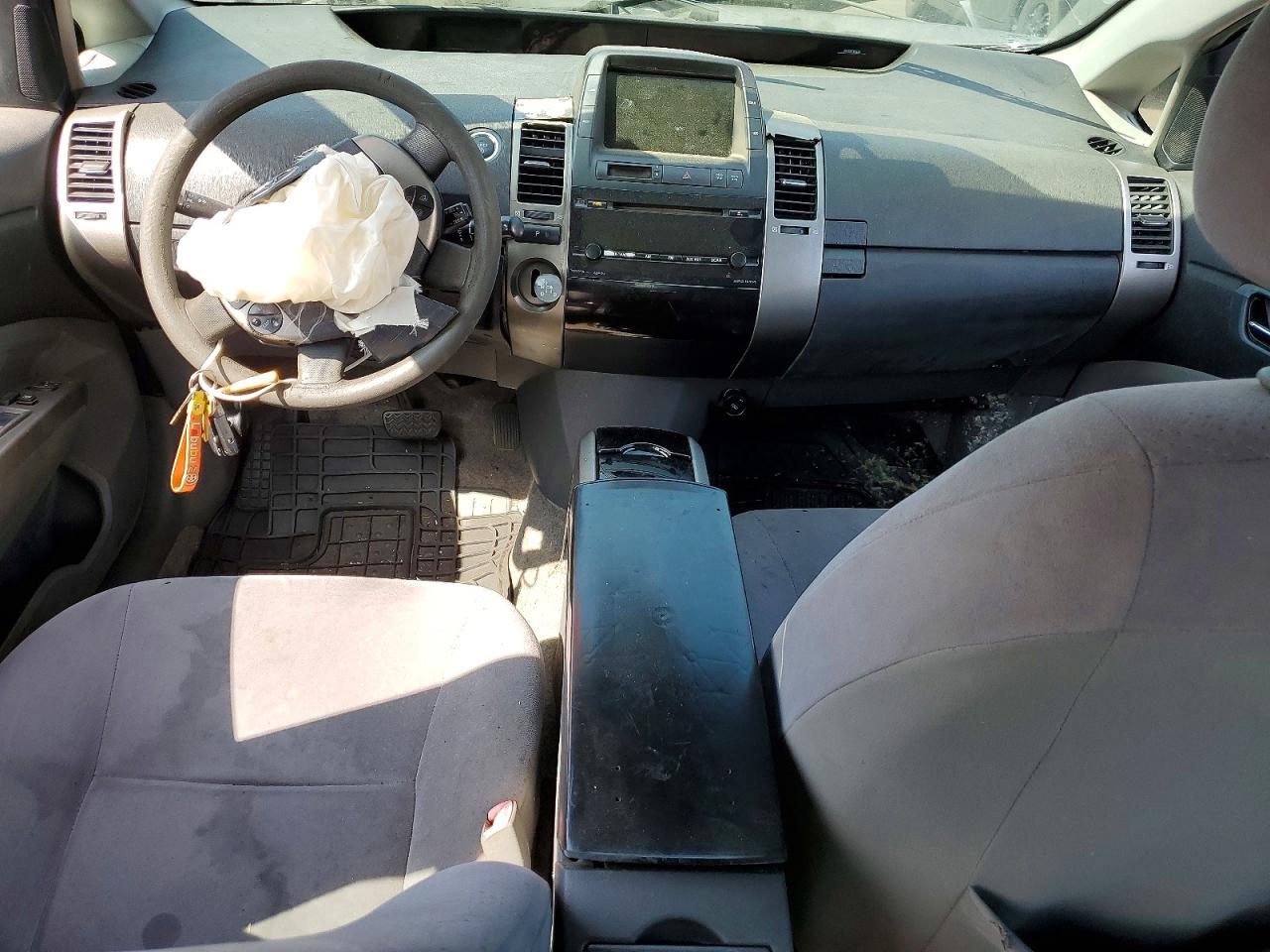 Toyota Prius Base