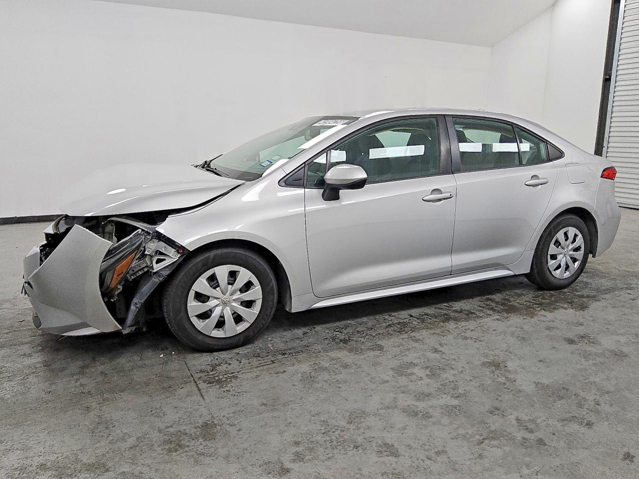 Salvage Toyota Corolla Image