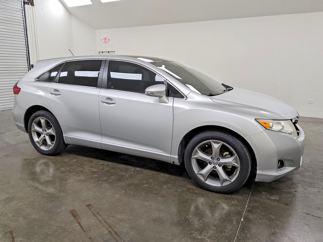 Toyota Venza Xle