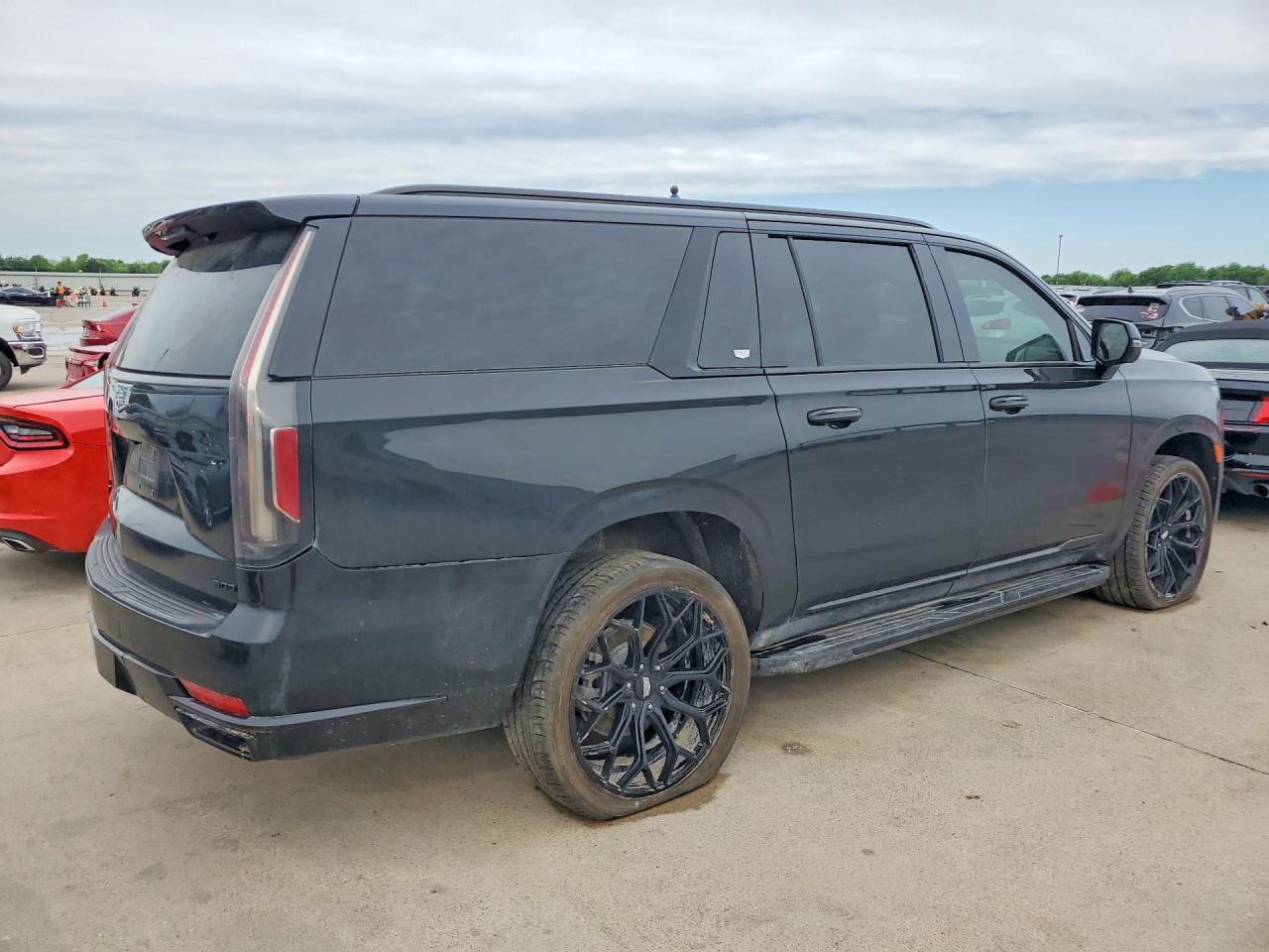 Cadillac Escalade Esv Sport