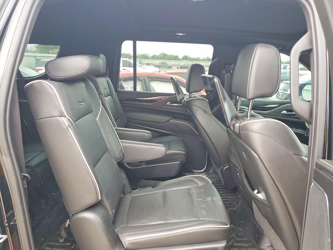 Cadillac Escalade Esv Sport