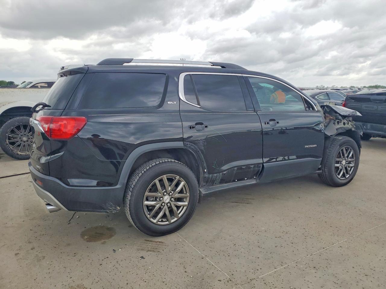 GMC Acadia Slt-1