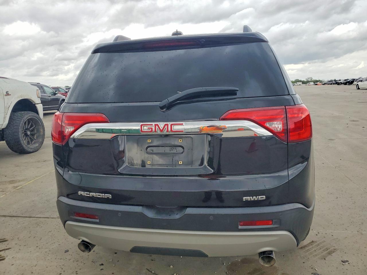 GMC Acadia Slt-1