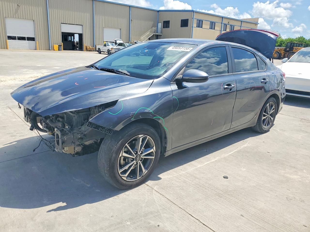Salvage Kia Forte Image