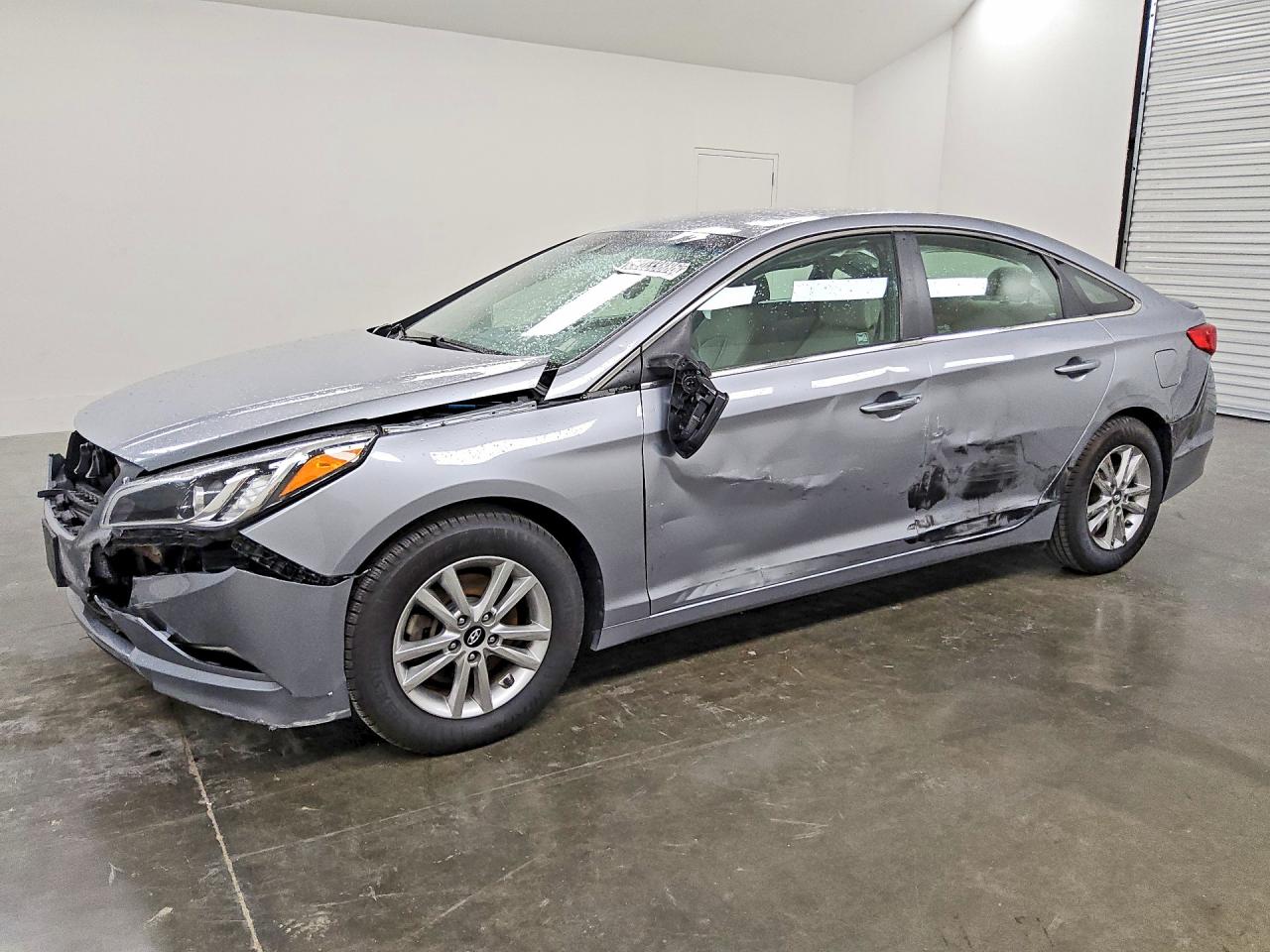 Salvage Hyundai SONATA Image