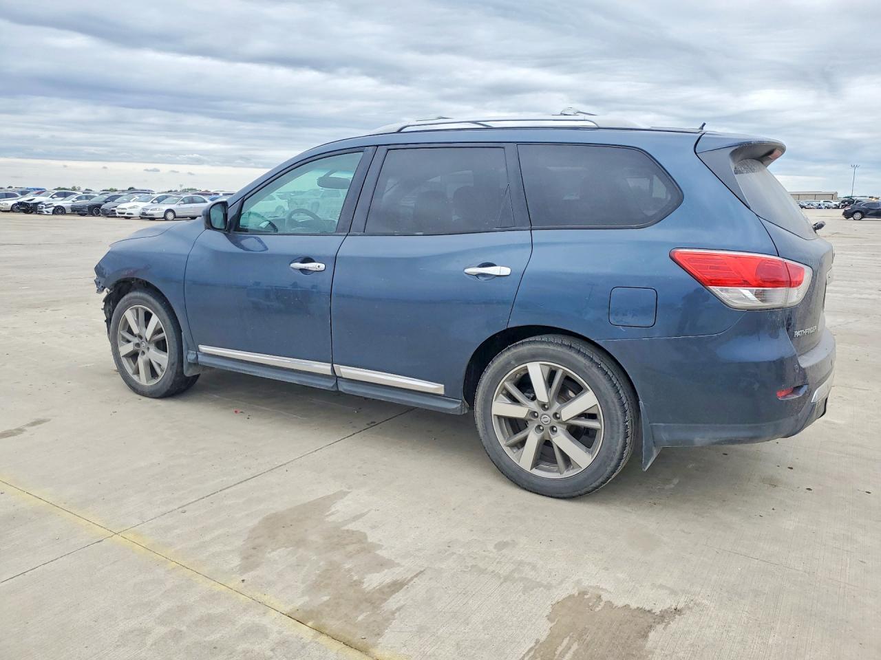 Nissan Pathfinder Platinum