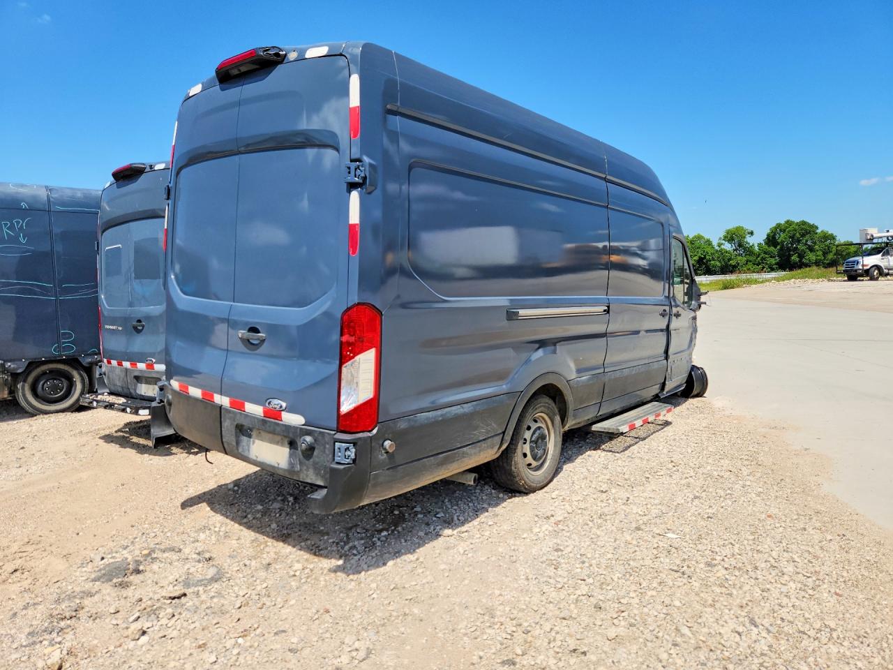 Ford Transit T-250