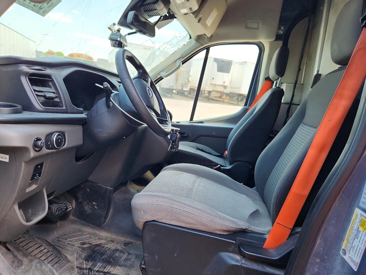 Ford Transit T-250