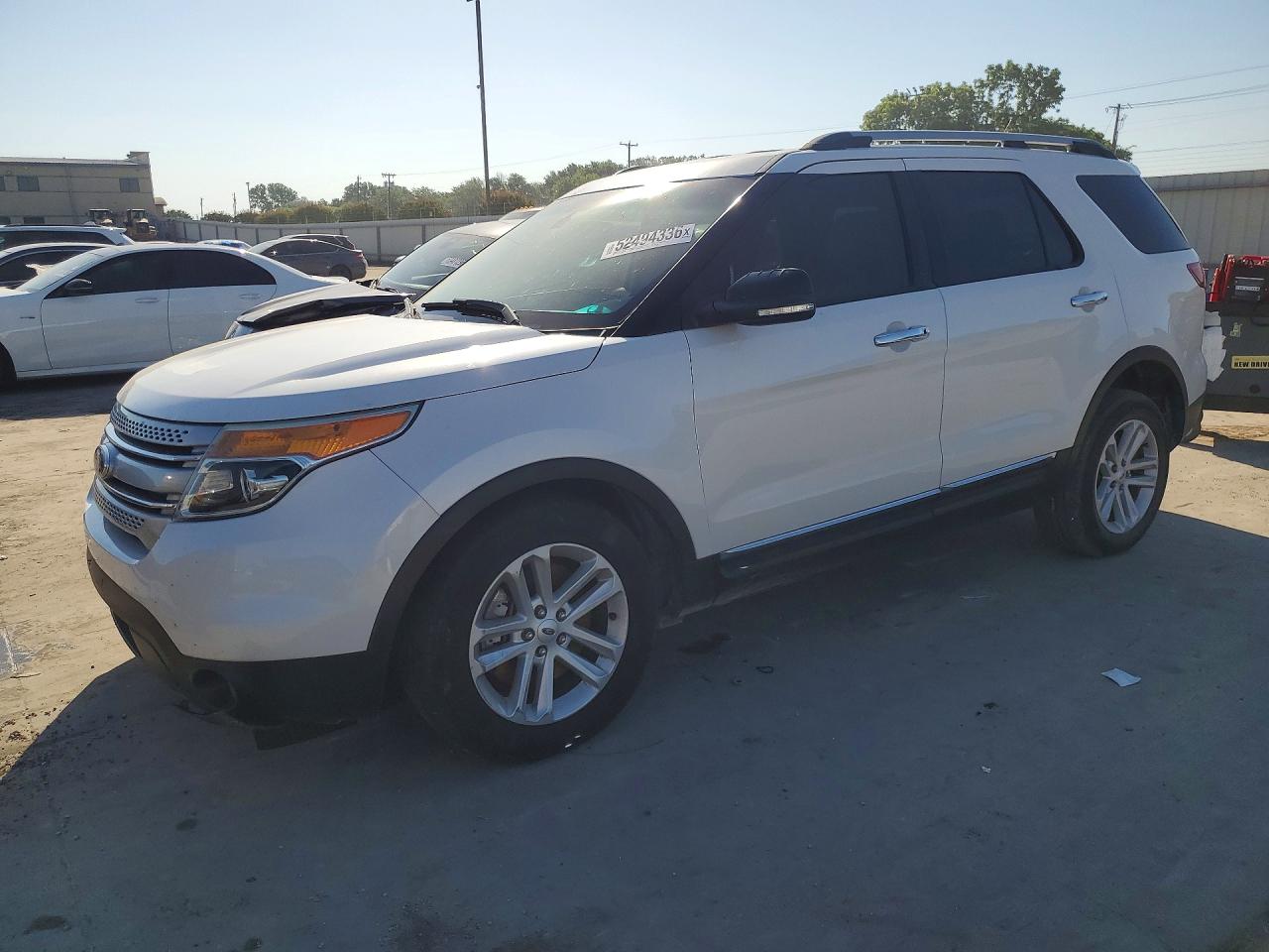 Salvage Ford Explorer Image