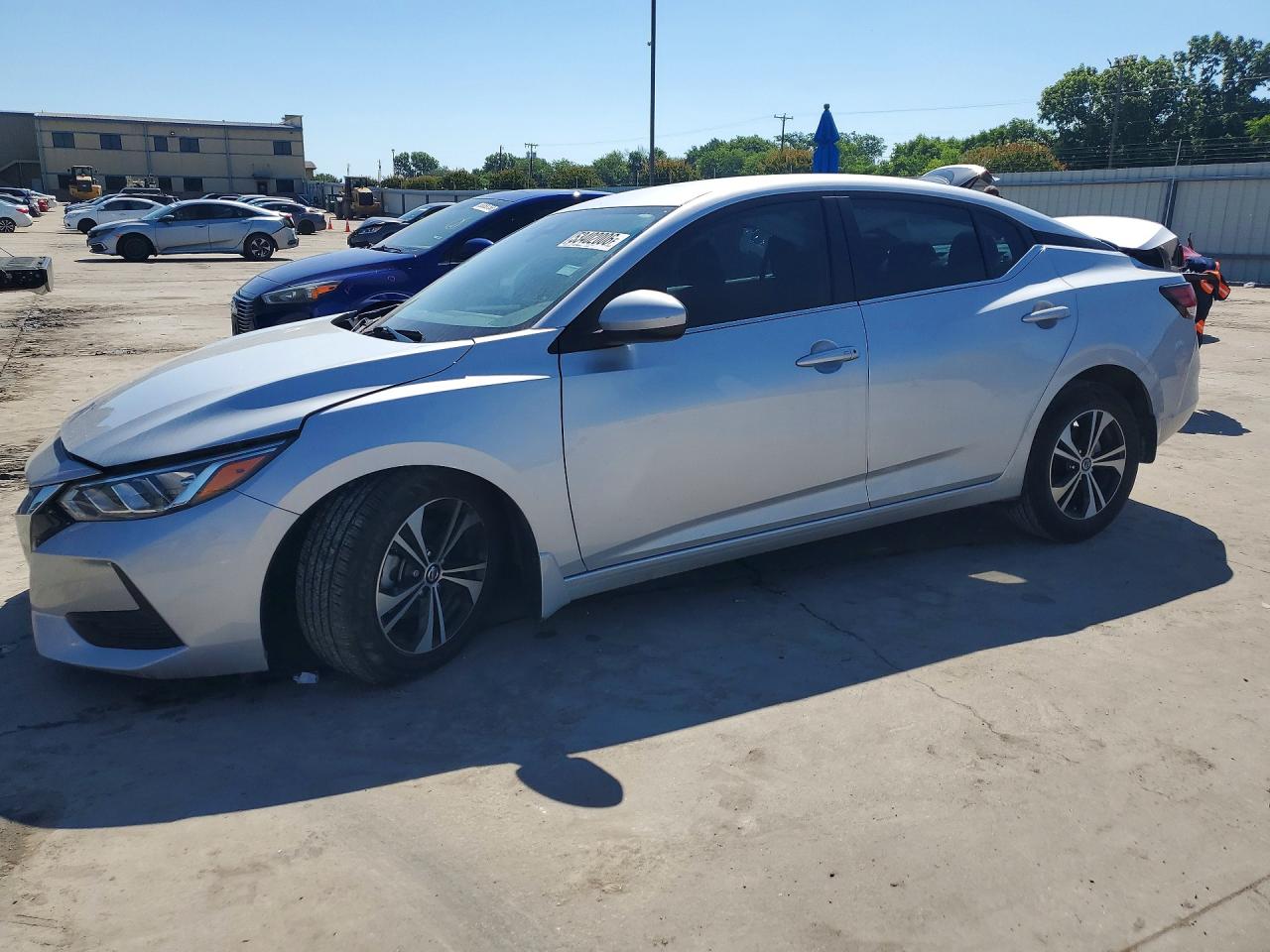 Salvage Nissan Sentra Image