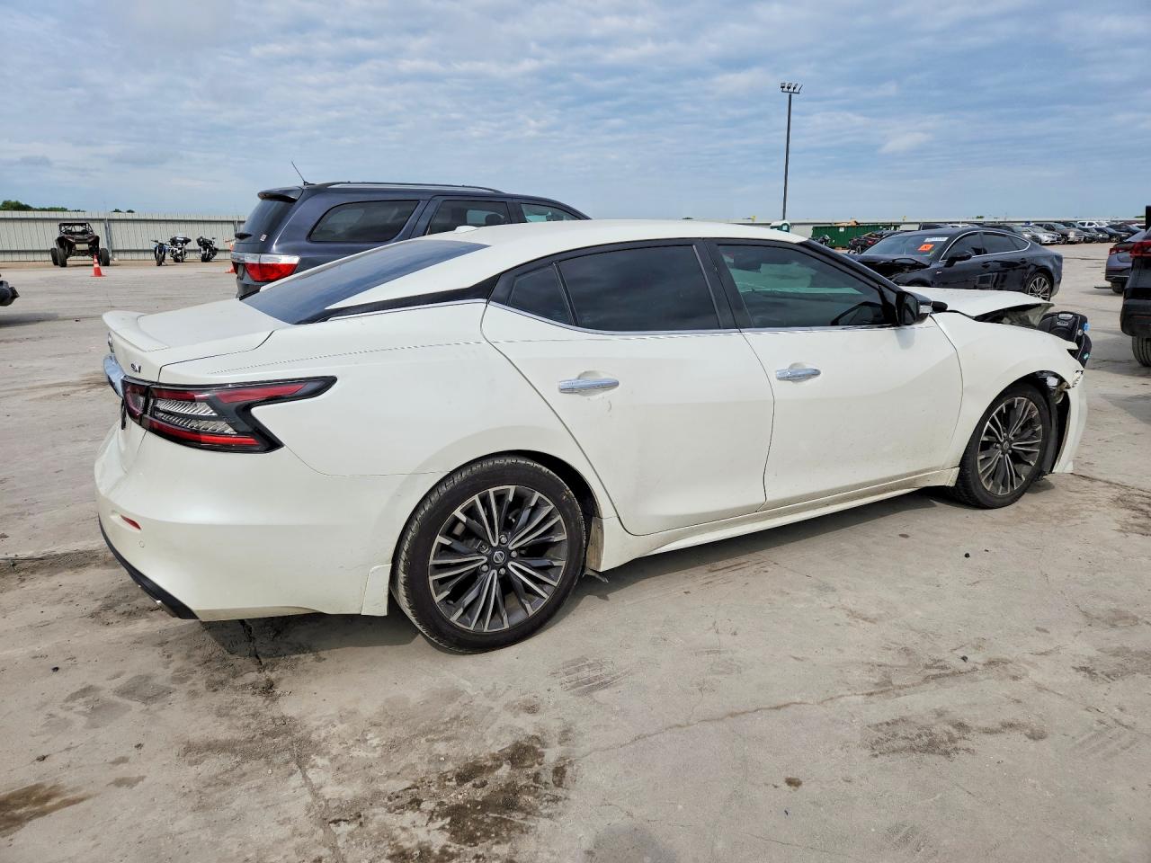 Nissan Maxima Sv