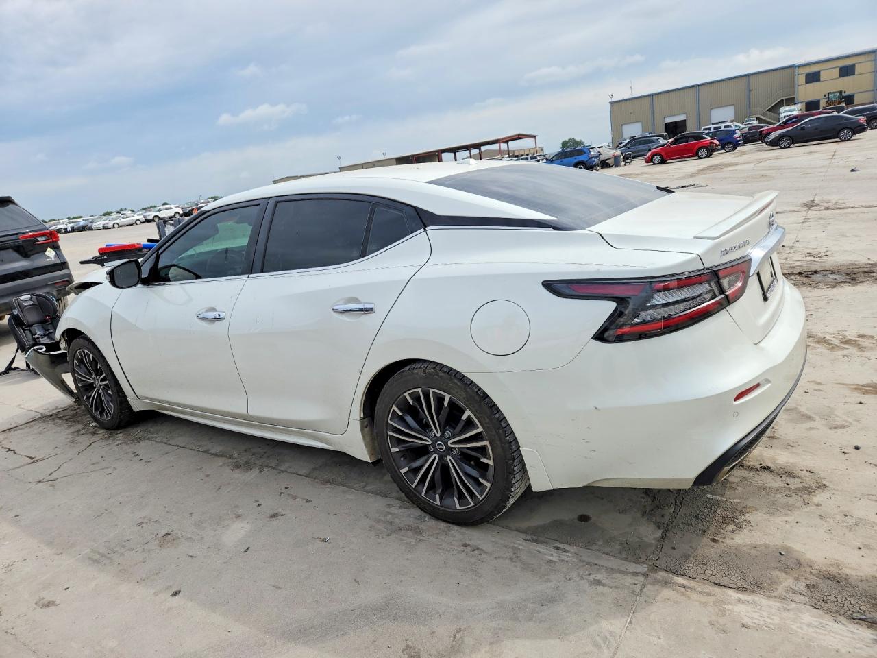 Nissan Maxima Sv
