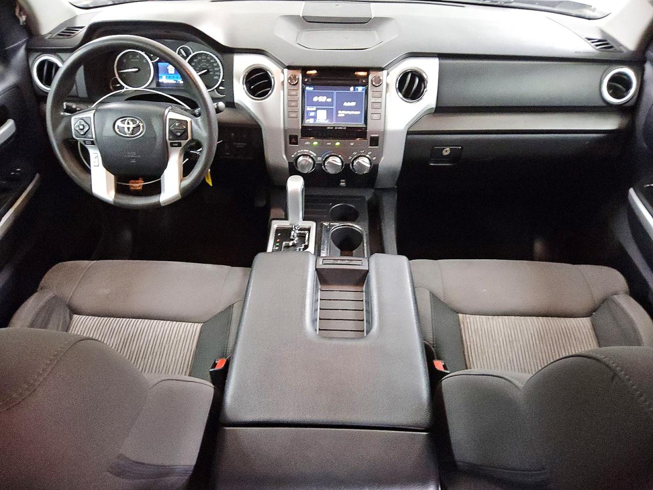 Toyota Tundra Crewmax Sr5