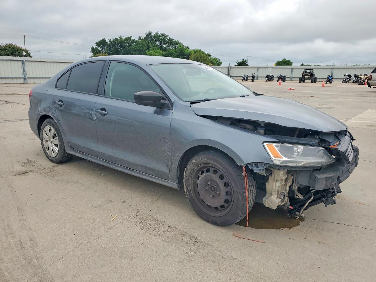 Volkswagen Jetta Base