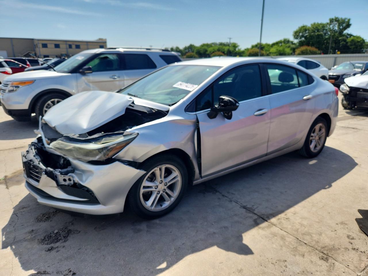Salvage Chevrolet Cruze Image