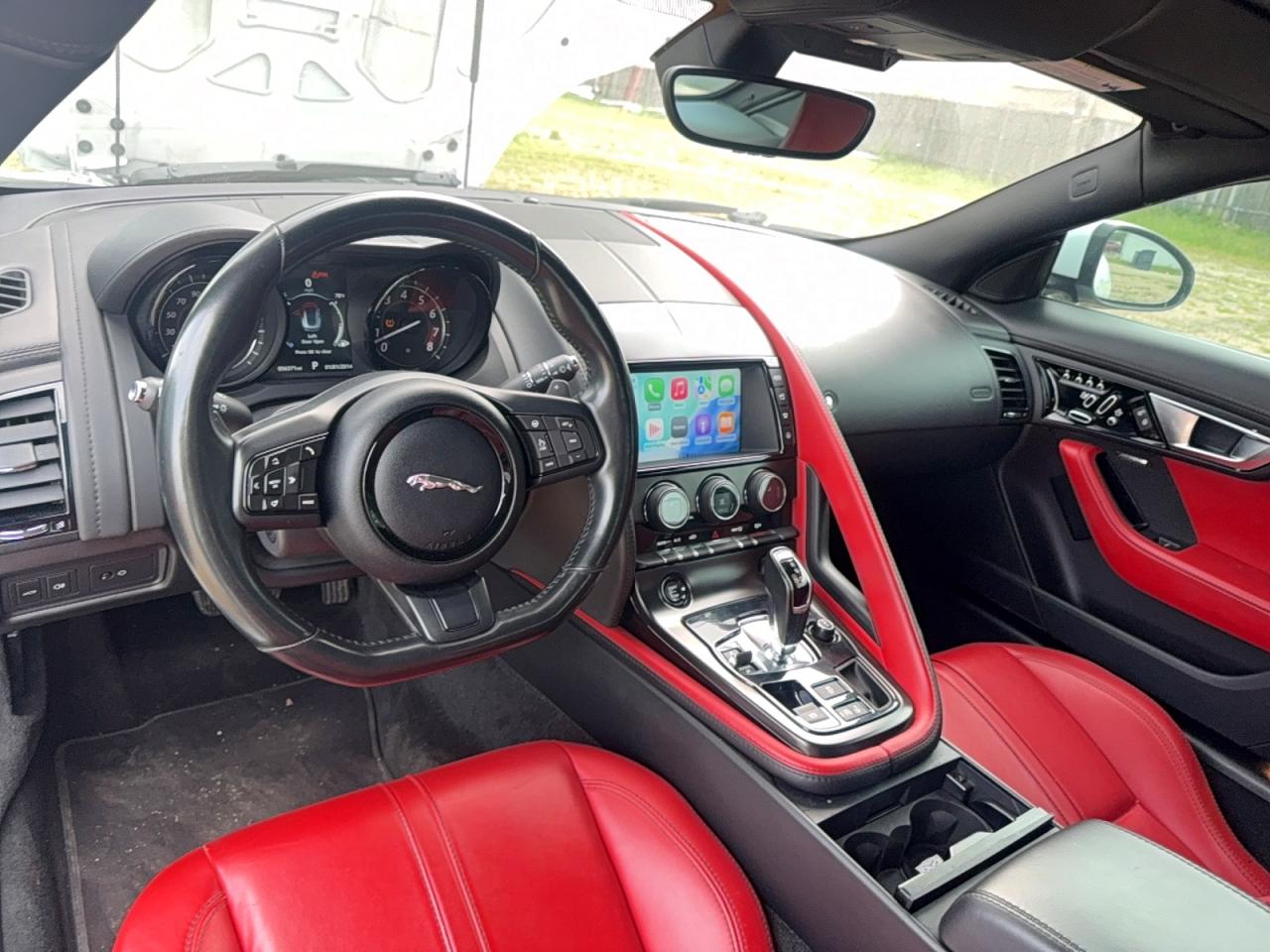 Jaguar F-TYPE R Dynamic
