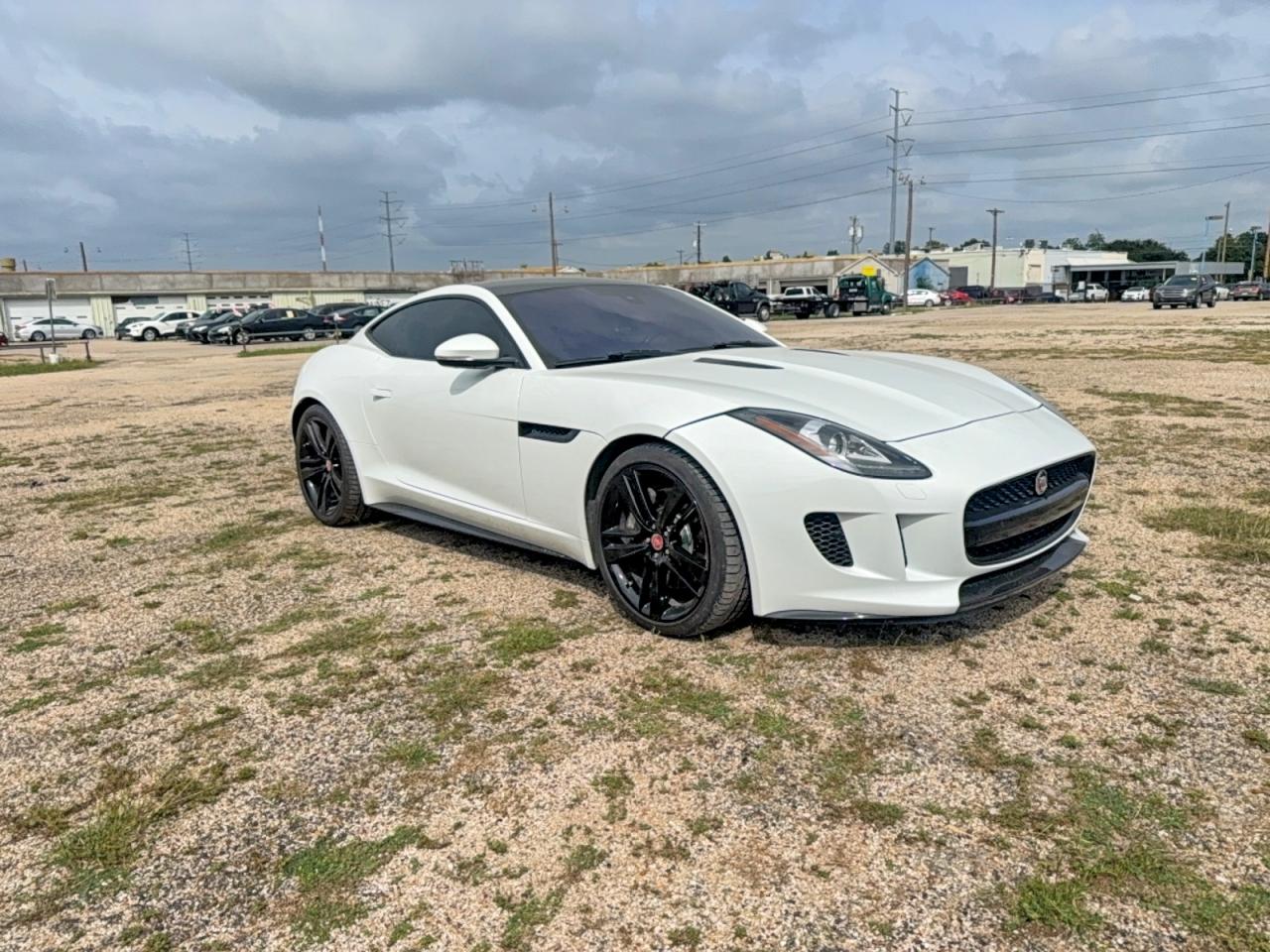 Salvage Jaguar F-TYPE Image