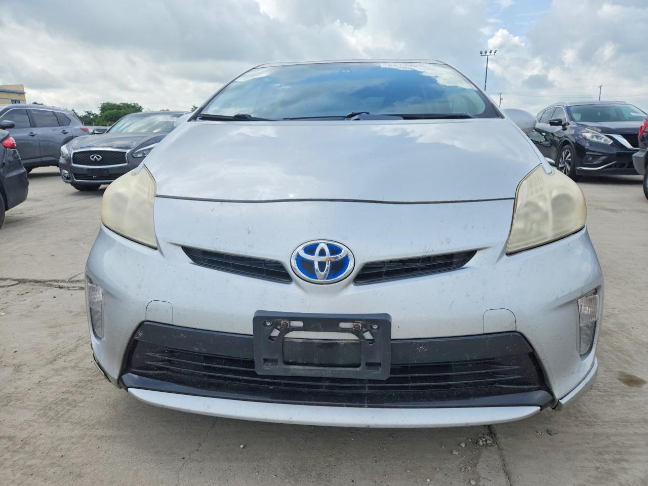 Toyota Prius Three