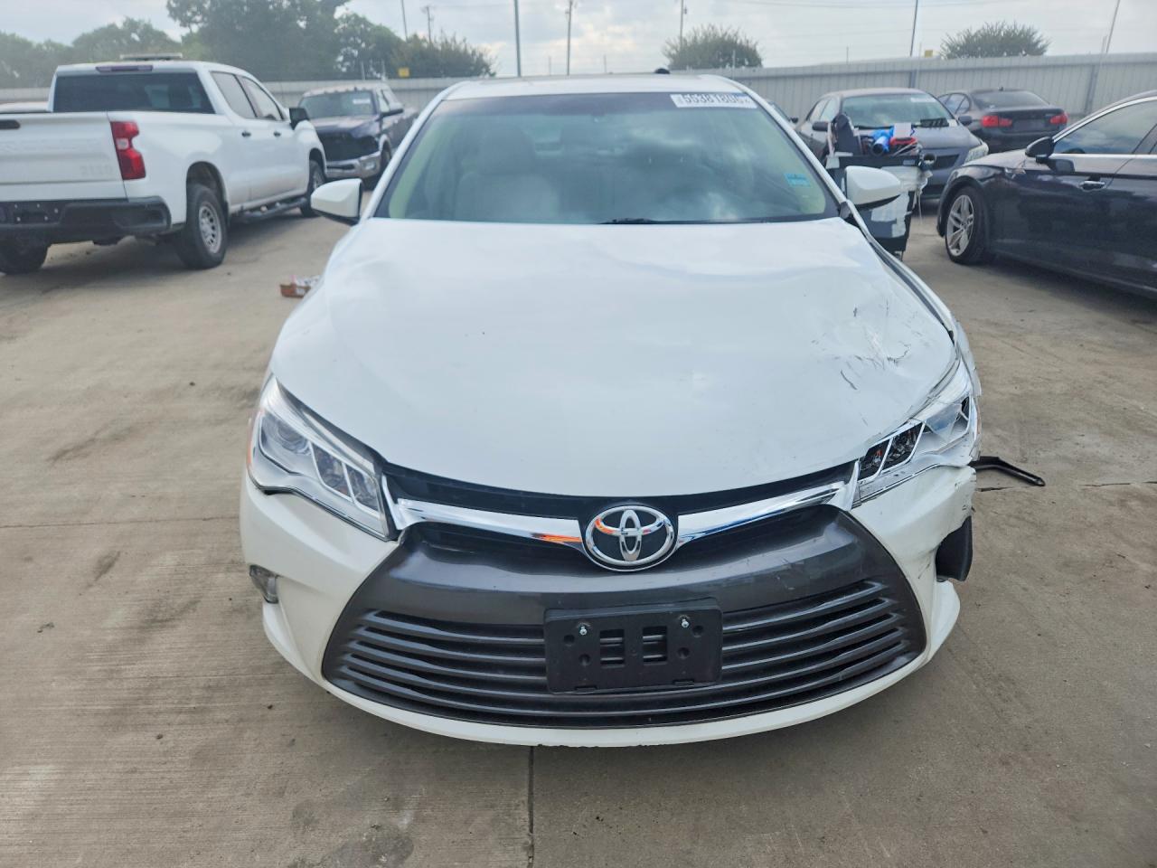 Toyota Camry Xle V6