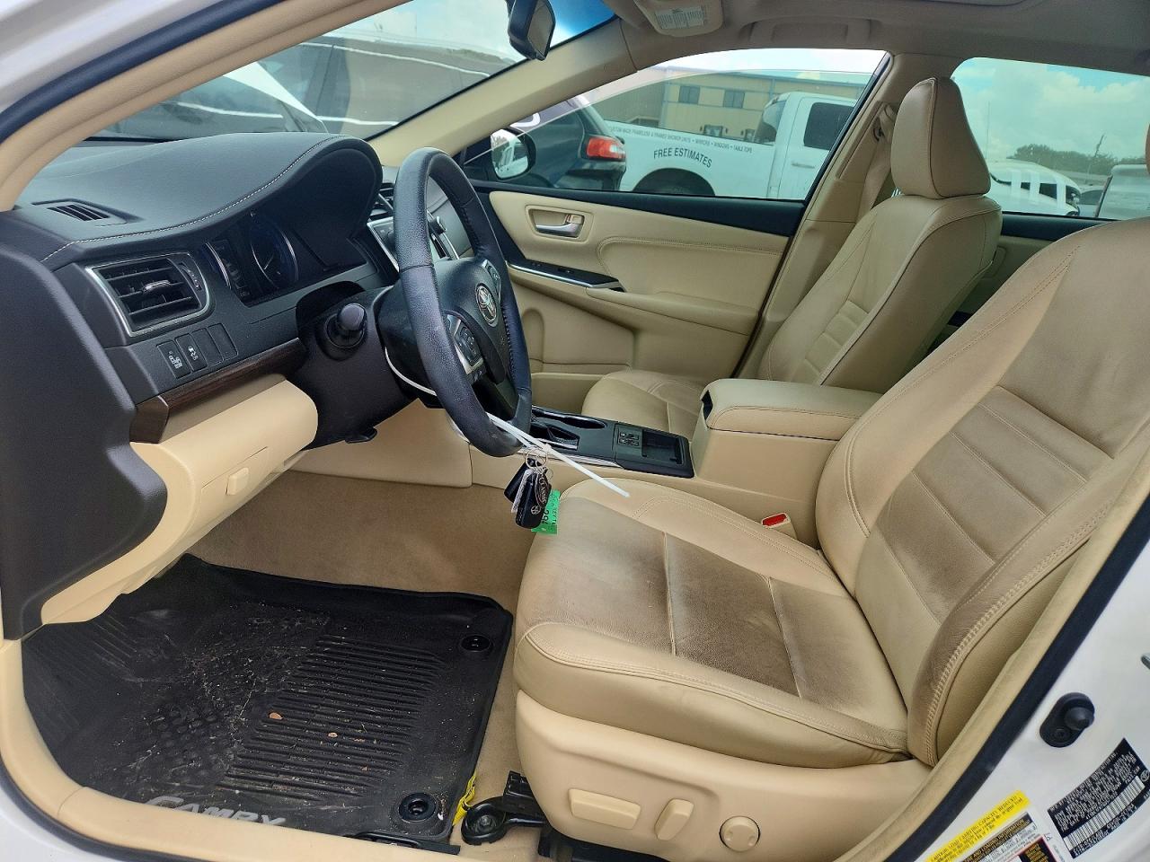 Toyota Camry Xle V6