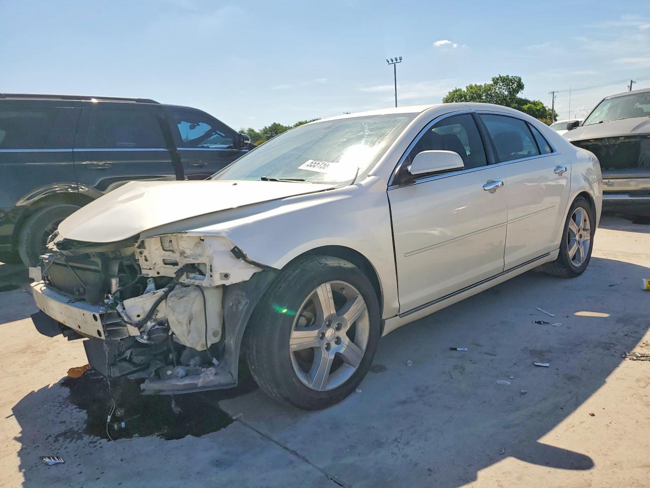 Salvage Chevrolet Malibu Image