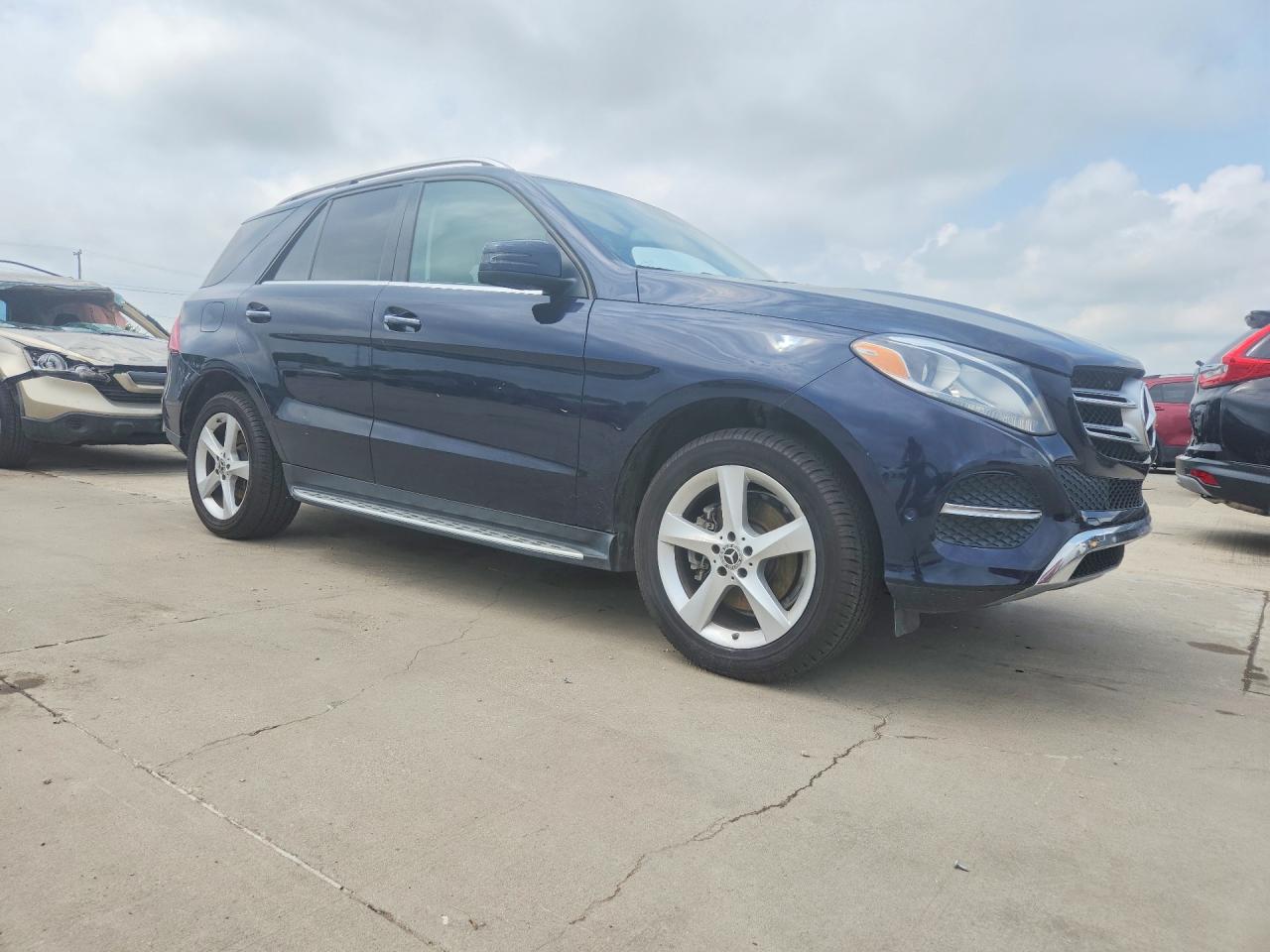 Mercedes-Benz GLE 350