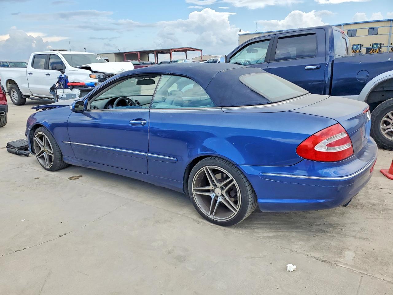 Mercedes-Benz Clk-class 320