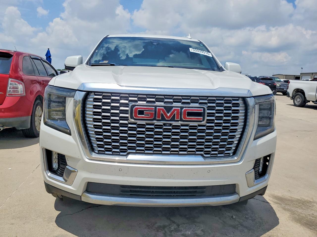 GMC Yukon Denali