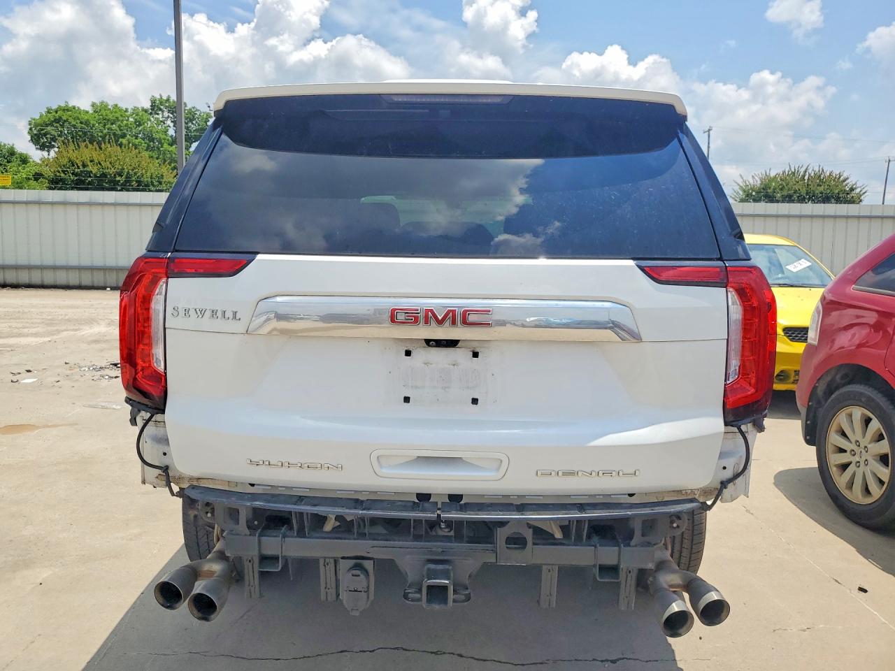 GMC Yukon Denali