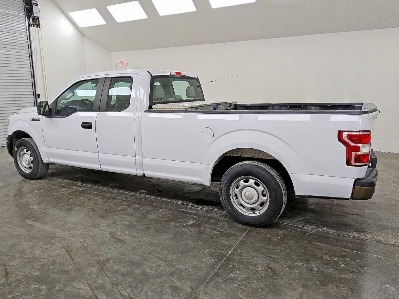 Ford F-150 Super Cab