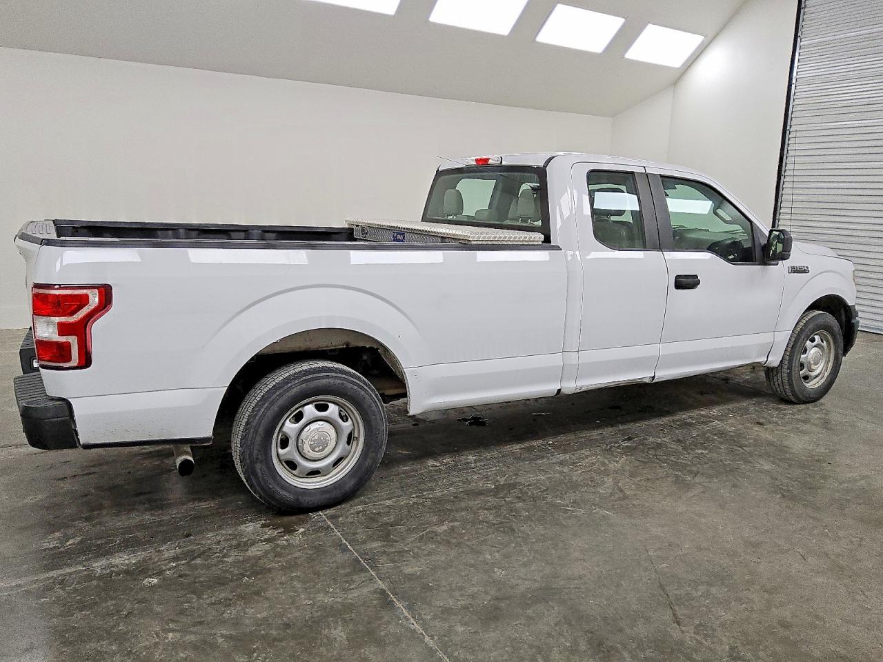 Ford F-150 Super Cab