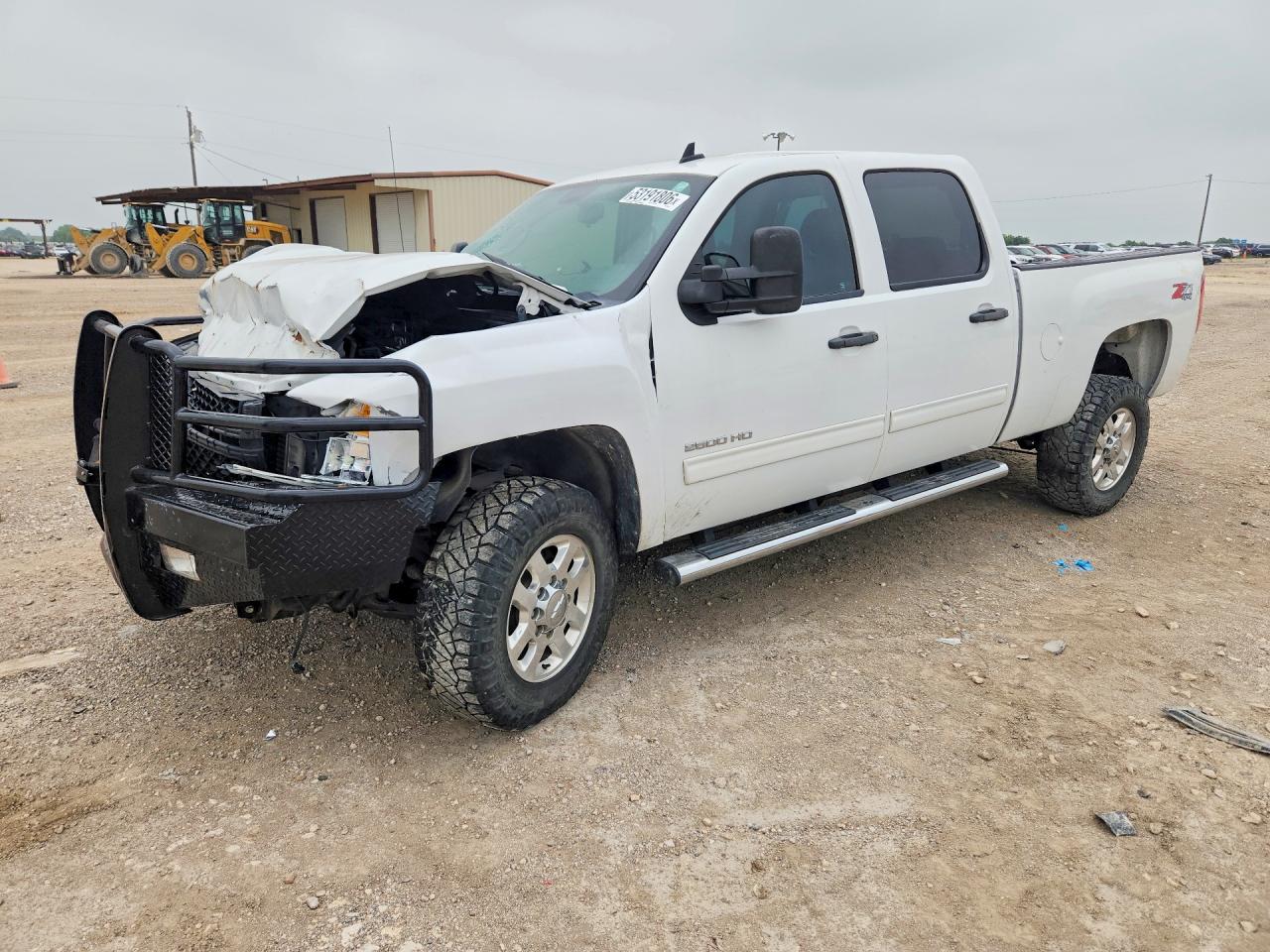 Salvage Chevrolet Silverado Image