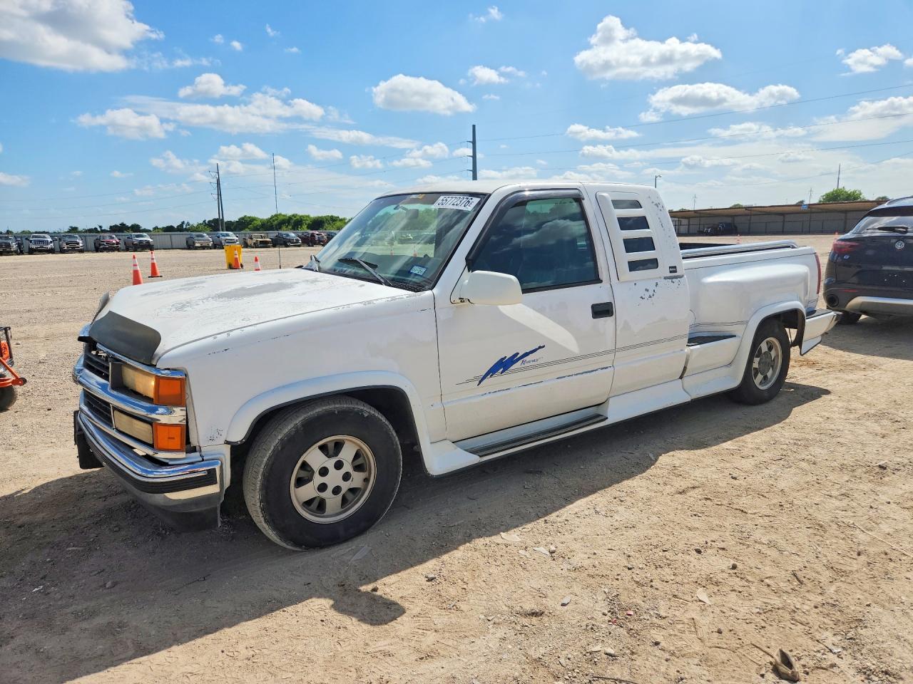 Salvage Chevrolet Gmt Image