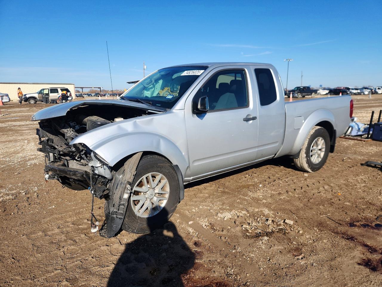 Salvage Nissan Frontier Image