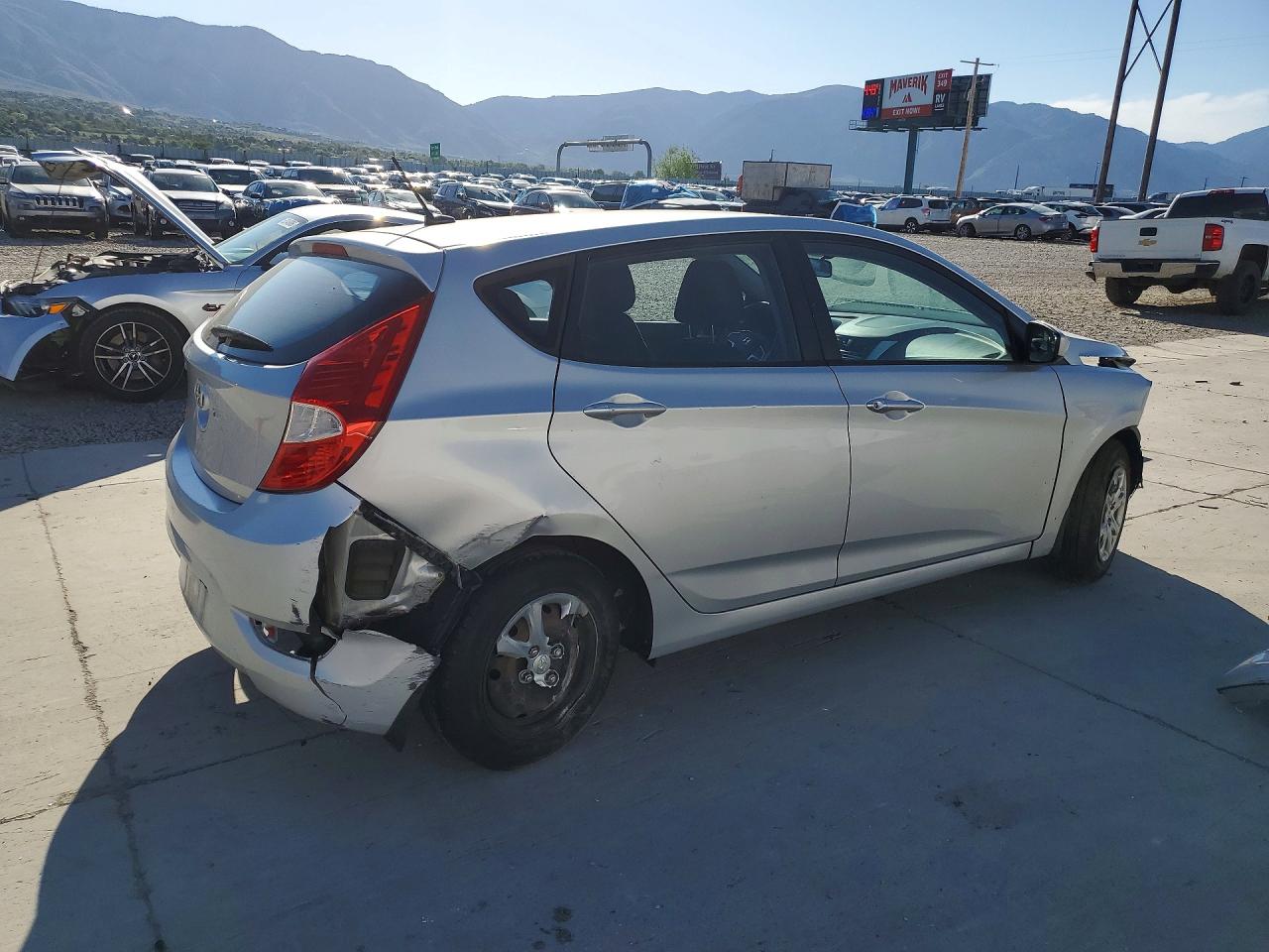 Hyundai ACCENT Gs