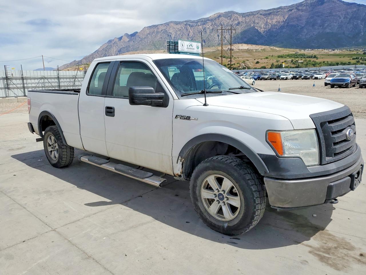 Ford F-150 Super Cab