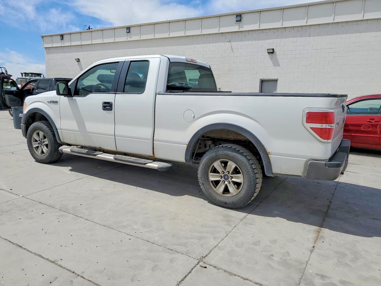 Ford F-150 Super Cab